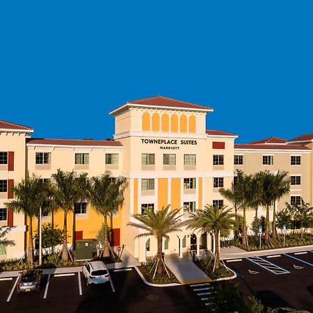 Towneplace Suites By Marriott Fort Myers Estero Exterior foto